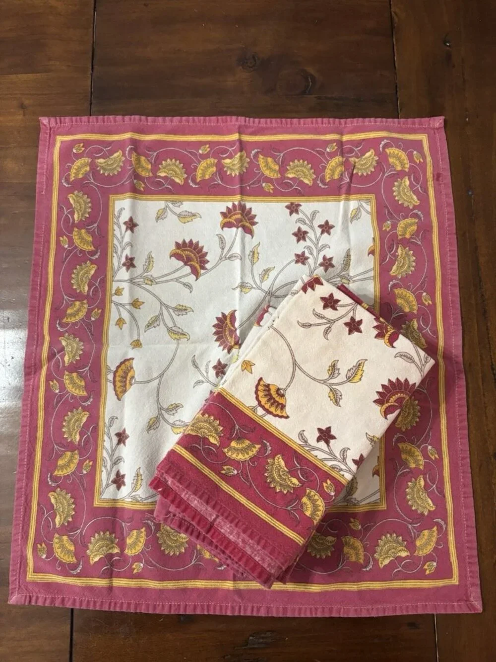 Pier‎ One Vintage Red Tan Beige Floral Cotton Napkins Set Of 8 Square